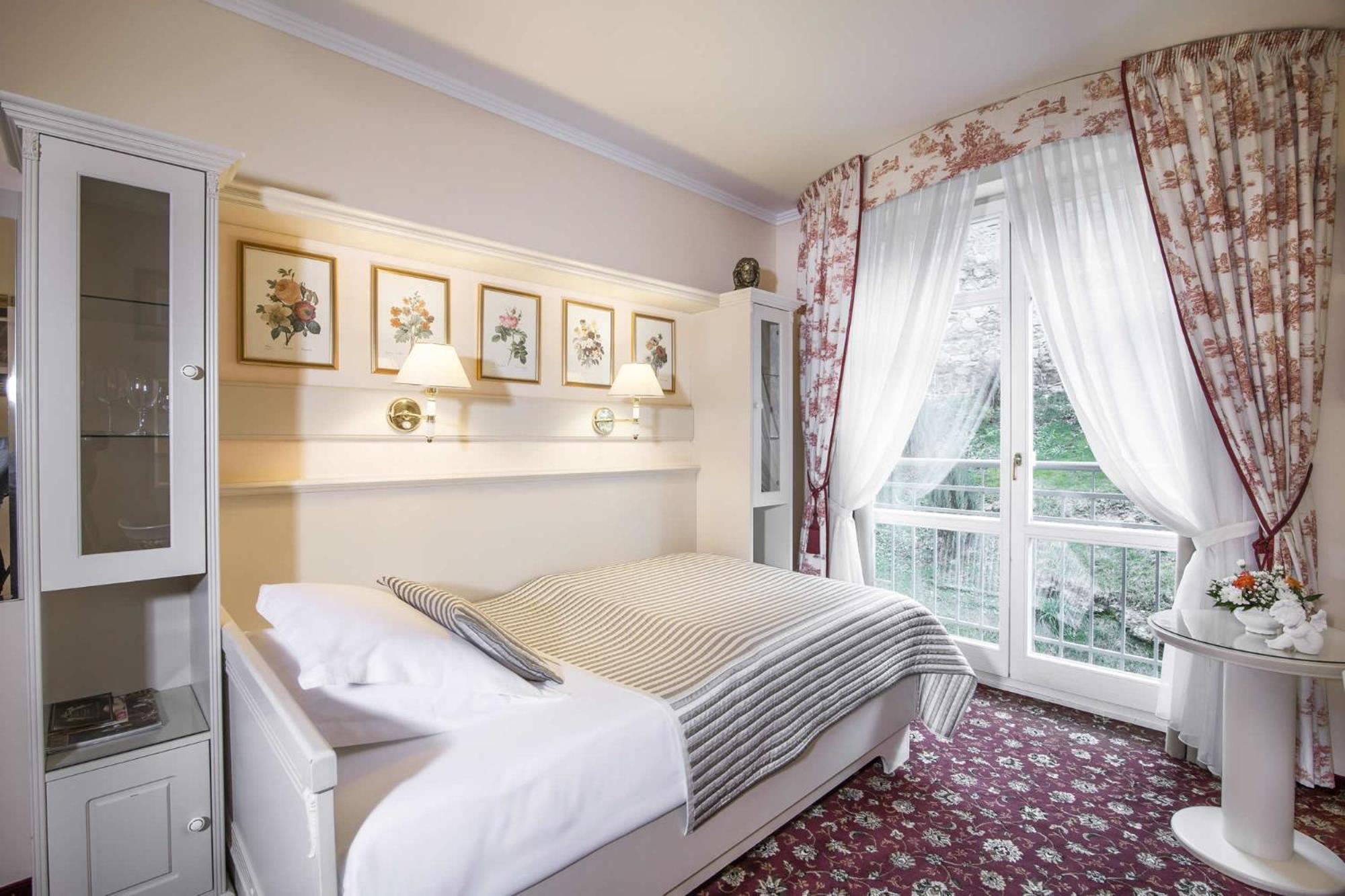 Karlsbad Grande Madonna Hotell Exteriör bild