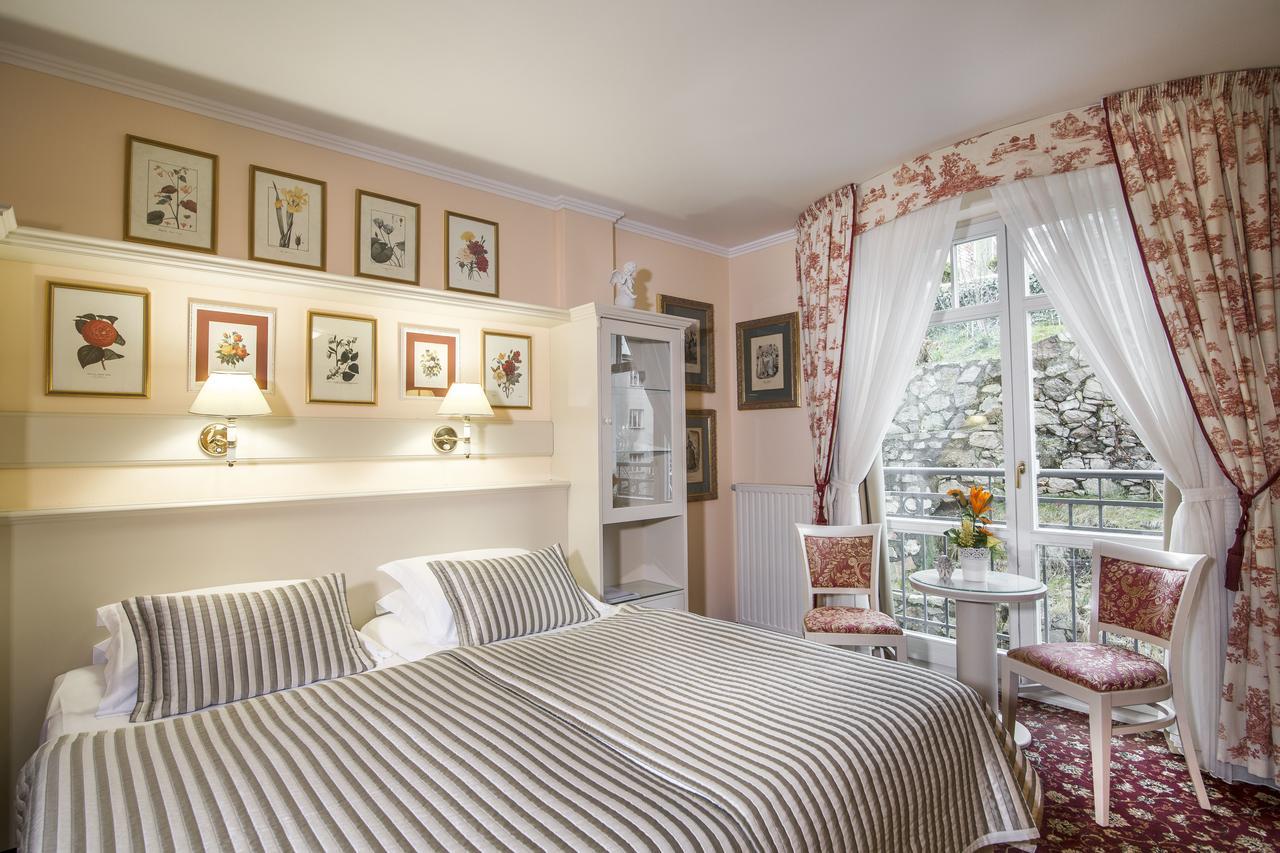 Karlsbad Grande Madonna Hotell Exteriör bild