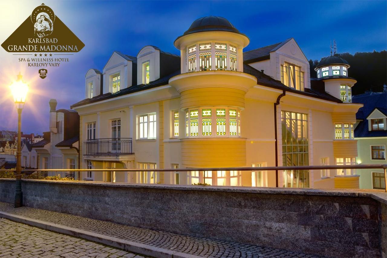 Karlsbad Grande Madonna Hotell Exteriör bild