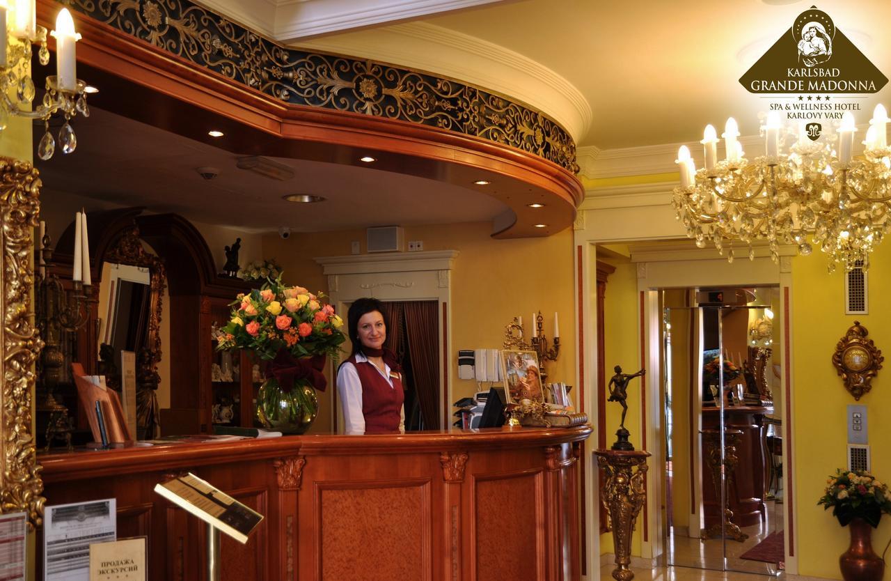 Karlsbad Grande Madonna Hotell Exteriör bild